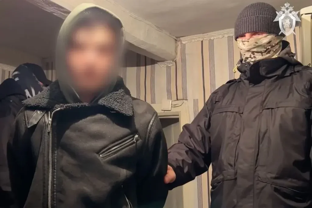 Несовершеннолетний Амиль Гафаров приносит извинения на&nbsp;камеру после задержания. Фото: telegram-канал СК&nbsp;РФ&nbsp;«Следком».